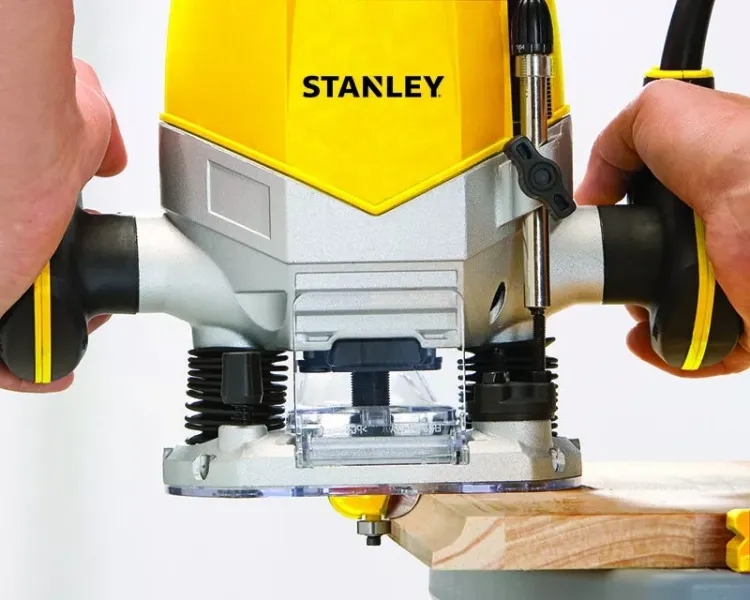 Фрезер STRR1200 Stanley купить в Тюмени