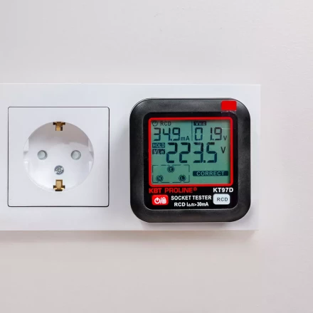Тестер розеток и УЗО КВТ КТ 97D (91921) купить в Тюмени
