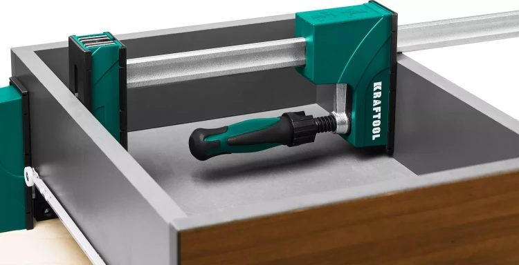 Струбцина KRAFTOOL EXTREM корпусная 3224-10 купить в Тюмени