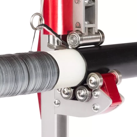 Инструмент КВТ FBS 16–52 для снятия полупроводящего экрана на кабелях из сшитого полиэтилена 16–52 мм (101903) купить в Тюмени