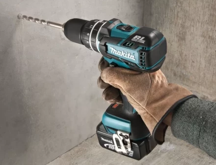 Дрель-шуруповерт аккумуляторная Makita DHP480RME купить в Тюмени