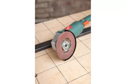 Круг Лепестковый Торцевой (КЛТ) HAMMER КЛТ 1 Ф125х22 Р60 213-025 купить в Тюмени