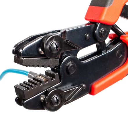 Пресс-клещи КВТ СТВ+9 с 9 матрицами МПК для опрессовки разъемов, втулочных, изолированных и неизолированных наконечников (набор) (89183) купить в Тюмени