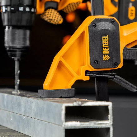 Струбцина F-образная Denzel, быстрозажимная, 300 х 80 мм, усиленный нейлоновый корпус, 20506 купить в Тюмени