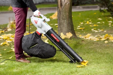 Пылесос ЗУБР садовый электрический, мусоросборник 40л, 2600Вт, 11000 - 15000об/мин, 12м3/мин, 160-270км/ч ЗПСЭ-2600 купить в Тюмени