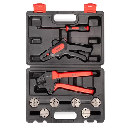 Универсальный набор инструментов КВТ СКМ-1 для опрессовки и снятия изоляции с отверткой для замены матриц (102351) купить в Тюмени