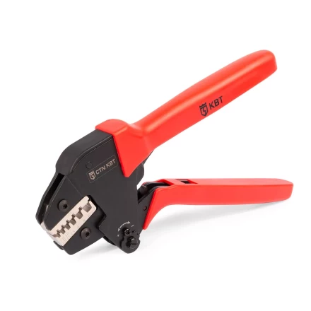 Универсальный набор инструментов КВТ СКМ-1 для опрессовки и снятия изоляции с отверткой для замены матриц (102351) купить в Тюмени