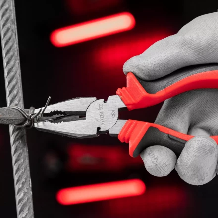 Плоскогубцы комбинированные Matrix, 180 мм, хром-ванадий, двухкомпонентные рукоятки, 17091 купить в Тюмени