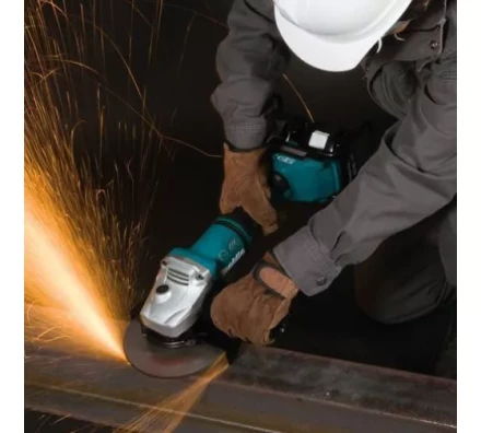 Аккумуляторная углошлифовальная машина Makita DGA700Z (без АКБ и ЗУ) купить в Тюмени