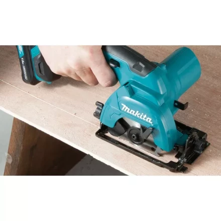 Пила дисковая аккумуляторная Makita HS301DWAE купить в Тюмени