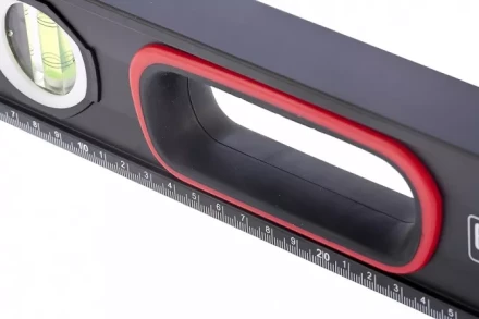 Уровень алюминиевый усиленный 600 мм MATRIX 2 компонентные рукоятки артикул 34361 купить в Тюмени