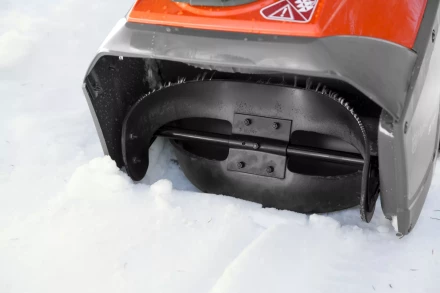 Бензиновый снегоуборщик Husqvarna ST 131 купить в Тюмени