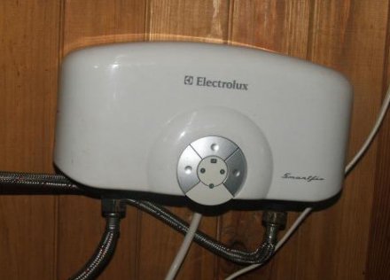 Проточный водонагреватель ELECTROLUX SMARTFIX 2.0 S 5.5 kW - душ купить в Тюмени
