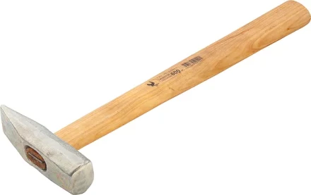 Молоток слесарный 500 г квадратный боек деревянная рукоятка Россия 10270 купить в Тюмени