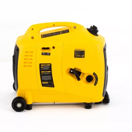 Генератор инверторный GT-3200iSE, 3.2 кВт, 230 В, бак 6 л, закрытый корпус, электростартер Denzel 94703 купить в Тюмени